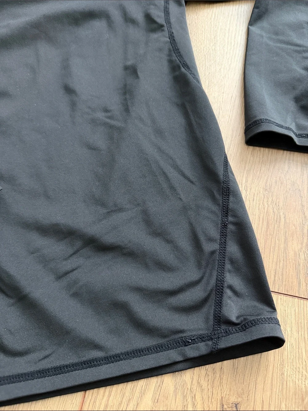 Kids Long Sleeve Rash Guard Tops - Picture 6 of 9
